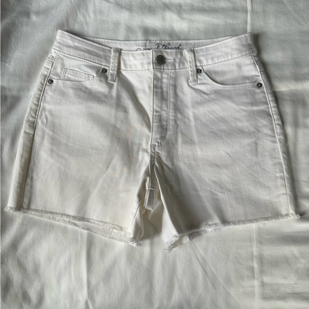 Universal Thread High Waist White Women Shorts